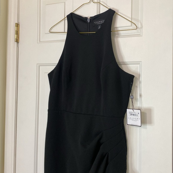 🎅🏼 Bnwt Laundry by Shelli Segal fitted pleated high neck midi black dress - Picture 3 of 10